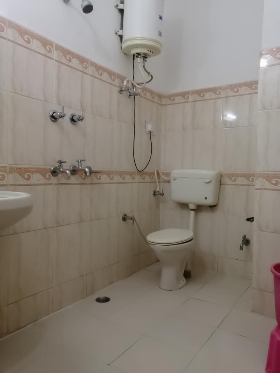 Hotel New Gyespa Kyelang Экстерьер фото