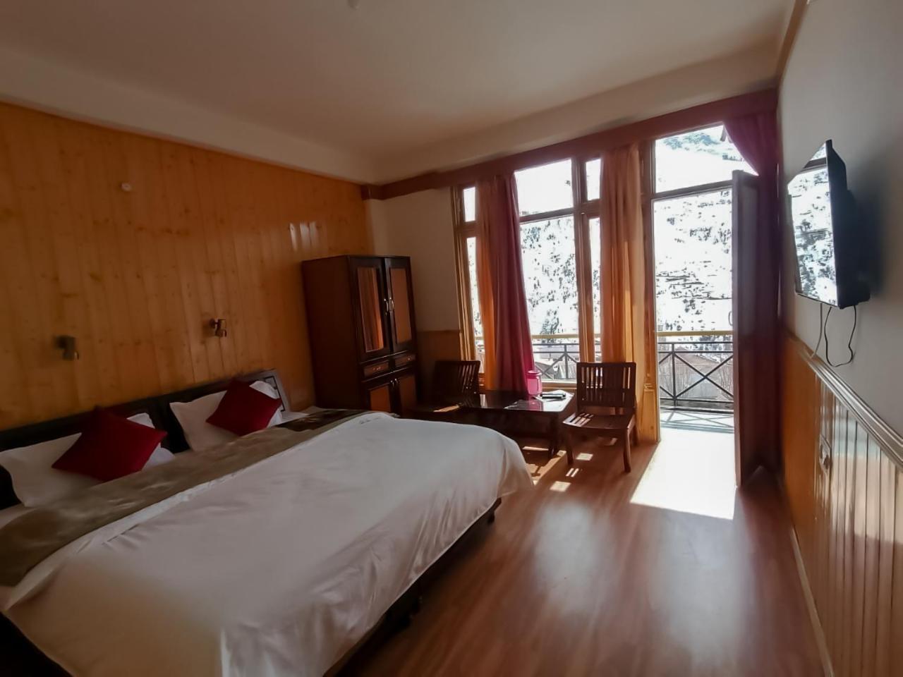 Hotel New Gyespa Kyelang Экстерьер фото